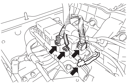 How to Replace System Main Relay Junction Block for HINO Truck (4)